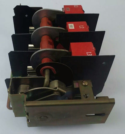 SQUARE D CLASS 9422 TYPE TF-2 FUSIBLE DISCONNECT SWITCH H-200-SV 9422-TF-2