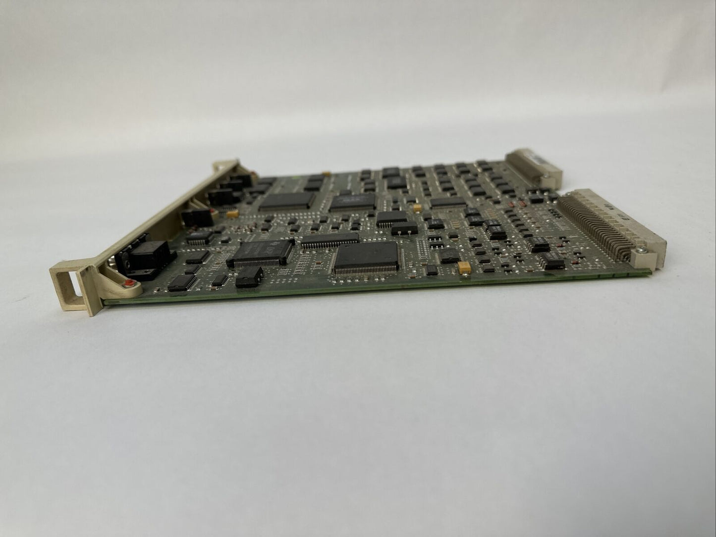 ABB DSQC 322 3HAB5960-1 20A ROBOT PROCESSOR CIRCUIT BOARD 3BSC 980 006 R270