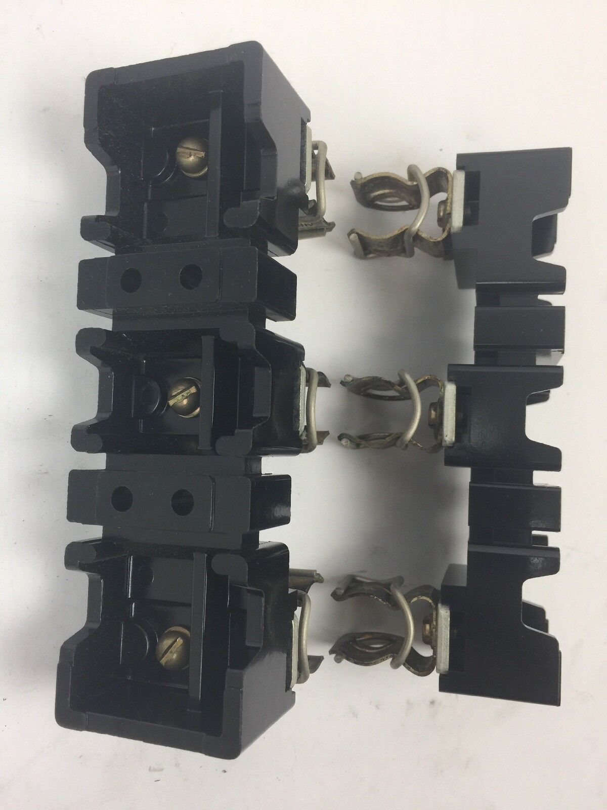 ALLEN BRADLEY 1491-N226 FUSE BLOCK 31-60 AMPS 250 VOLT 3 POLE SERIES A