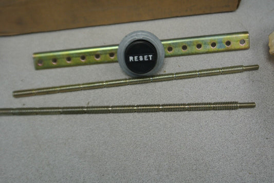 SQUARE D / 9066 RA-2 Ser. A / RESET MECHANISM / 2 RESET RODS / NEW SURPLUS
