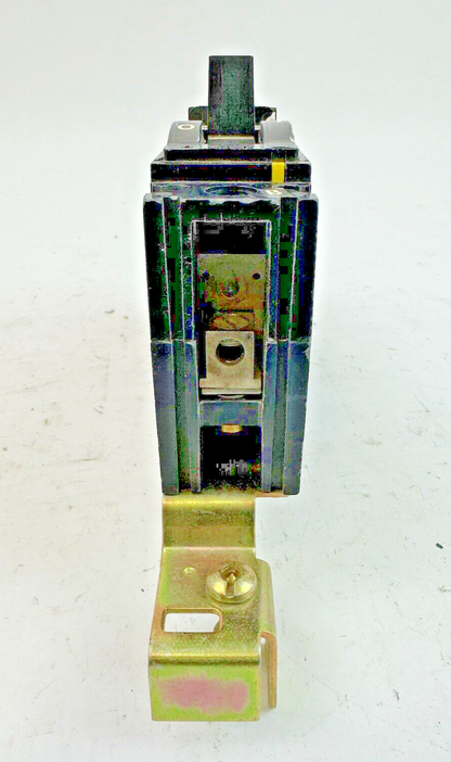 SQUARE D - FH16015B - I-LINE MOLDED CASE CIRCUIT BREAKER - 1 POLE/ 15 A/ 277VAC