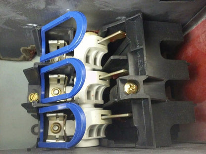 SQUARE D QMB361TW SERIES E1 FUSIBLE TWIN PANELBOARD SWITCH 30A 600V 3P 20HP