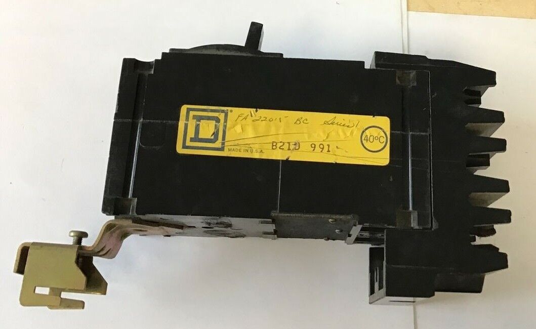 SQUARE D FA22015BC CIRCUIT BREAKER 15AMP 2POLE 240VAC/250VAC