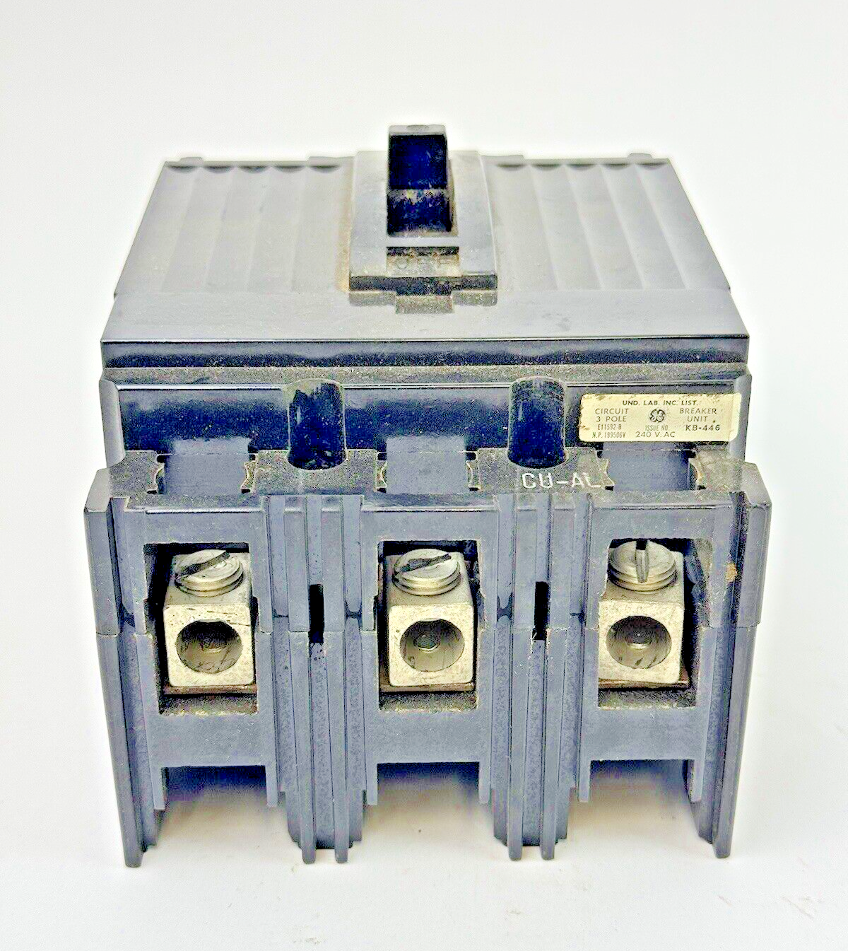 GE - TE132090 - MOLDED CIRCUIT BREAKER - 3 POLE/90A/240VAC