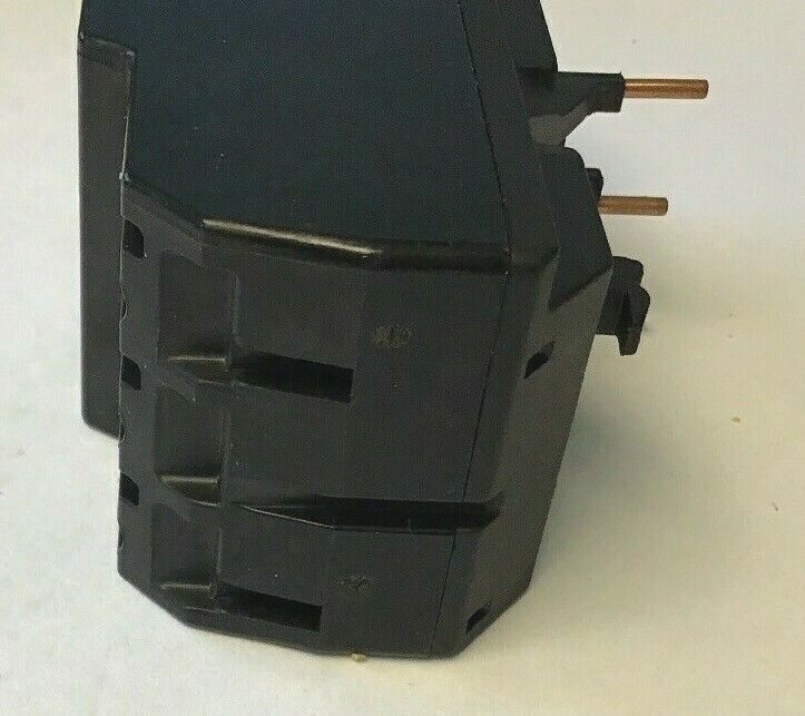TELEMECANIQUE LR2 D1303 THERMAL OVERLOAD RELAY 600VAC 0.25-0.40A
