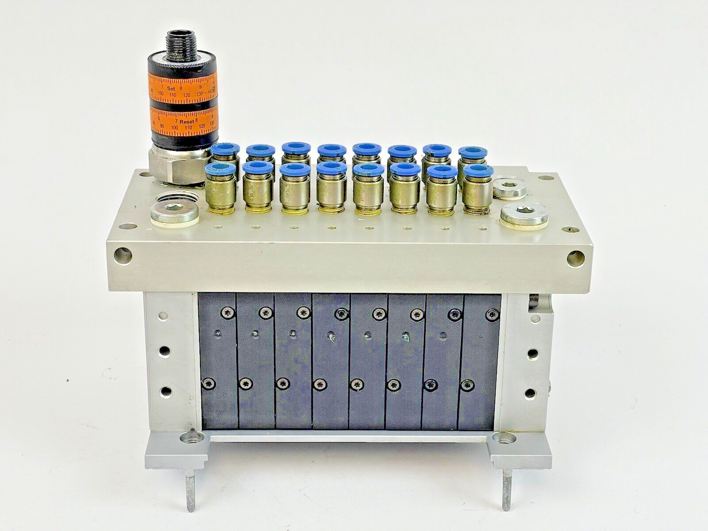 FESTO - CPV14-V1 - VALVE MANIFOLD-W/ PNEUM CONN & STACK PLATES, B102(8), T602(1)
