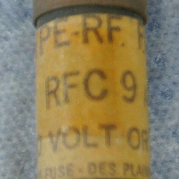 LOT of 10 / ECONOMY RFC9 TYPE RF FUSE / 9A / 600V / NEW SURPLUS / RFC-9