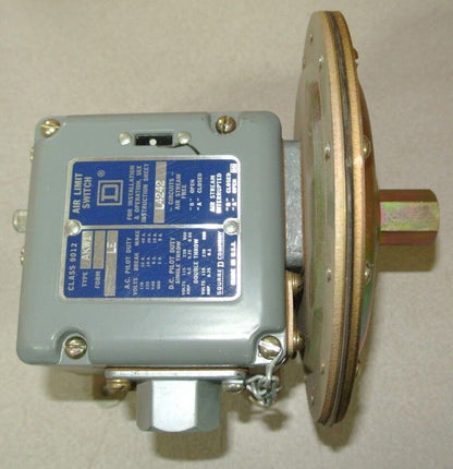 SQUARE D 9012 AKW-1 - AIR LIMIT SWITCH -  NEW SURPLUS