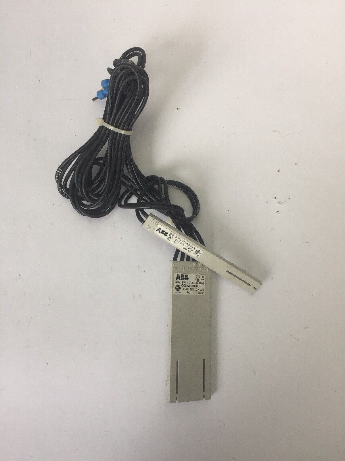 ABB K7C-SU ST/UV CONNECTOR 6A 480VAC C7-AB AUX. SW./BELL ALARM CONNECTOR 480V 6A