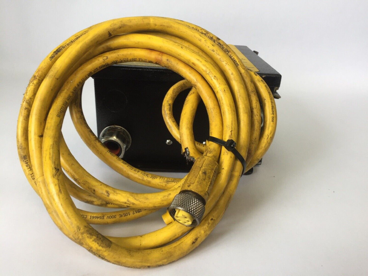 BANNER MGCA-5A MACHINE-GUARD CONTROL BOX 115VAC