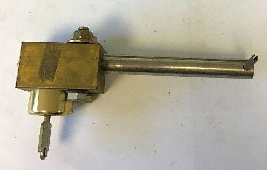 ABB 521599 KEYED LOCK OUT ASSEMBLY ITEM B***LOTOF2***