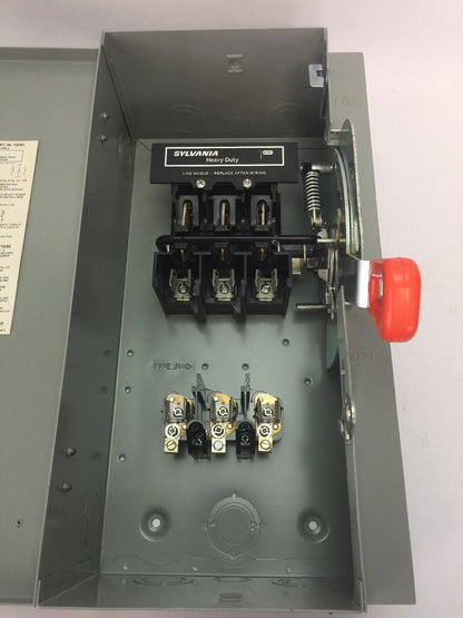SYLVANIA HD361 FUSIBLE HEAVY DUTY SAFETY SWITCH 30AMP 480/600VAC 20HP 3 PHASE