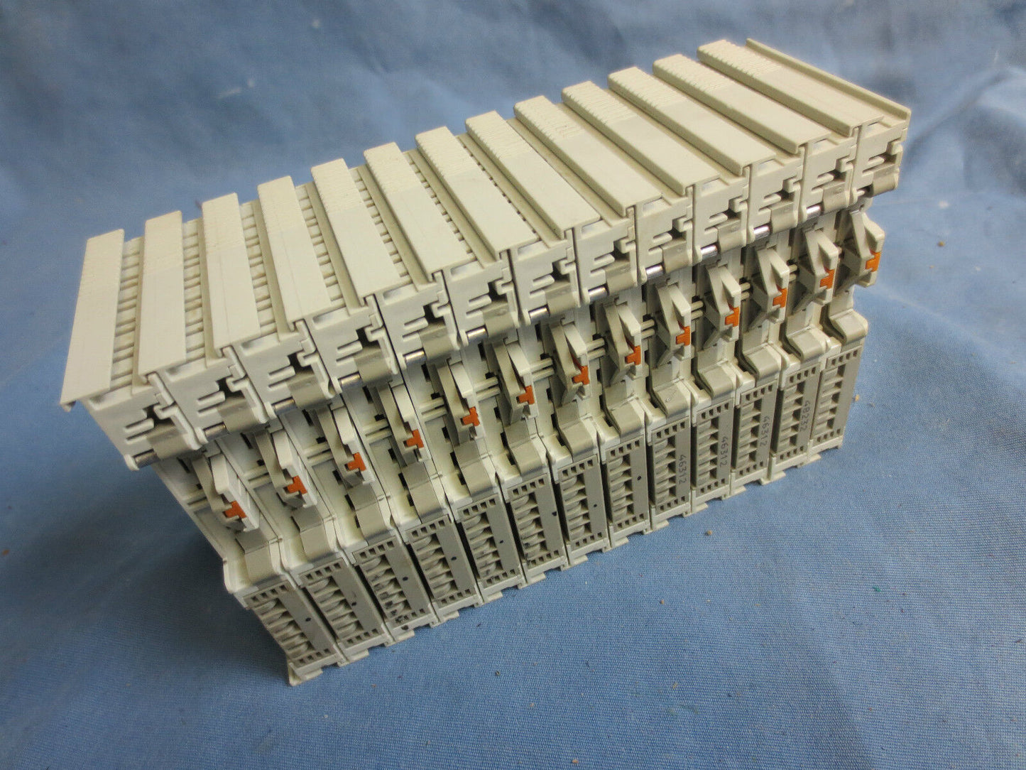 BECKHOFF KL9100 (1), KL2114 (7), KL1104 (4) ASSEMBLY VOLTAGE SUPPLY, INPUT, OUTP