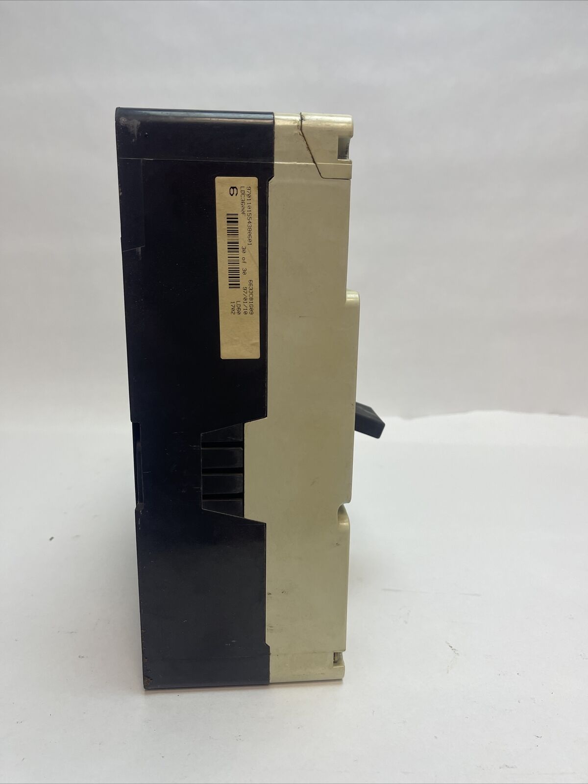 CUTLER HAMMER LDC3600F CIRCUIT BREAKER SER C 600A 3P 600VAC 250VDC LT3400T 400A