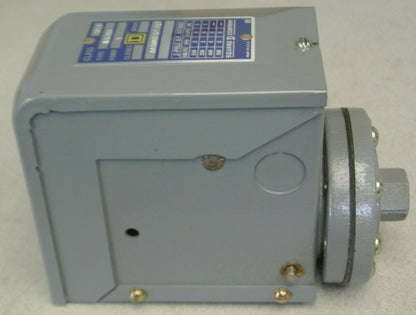 SQUARE D 9013 AHG-3 S4 PRESSURE SWITCH / CLOSE 425 / OPEN 500 / NEW SURPLUS