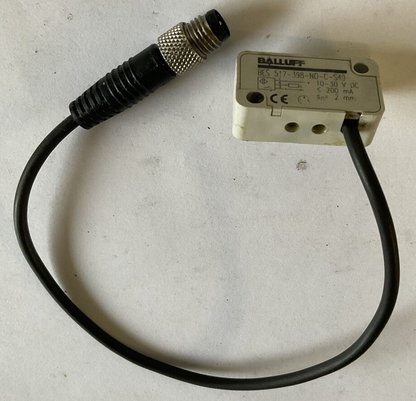 BALLUFF BES-517-398-N0-C-S49 INDUCTIVE PROXIMITY SENSOR  10-30VDC 200MA