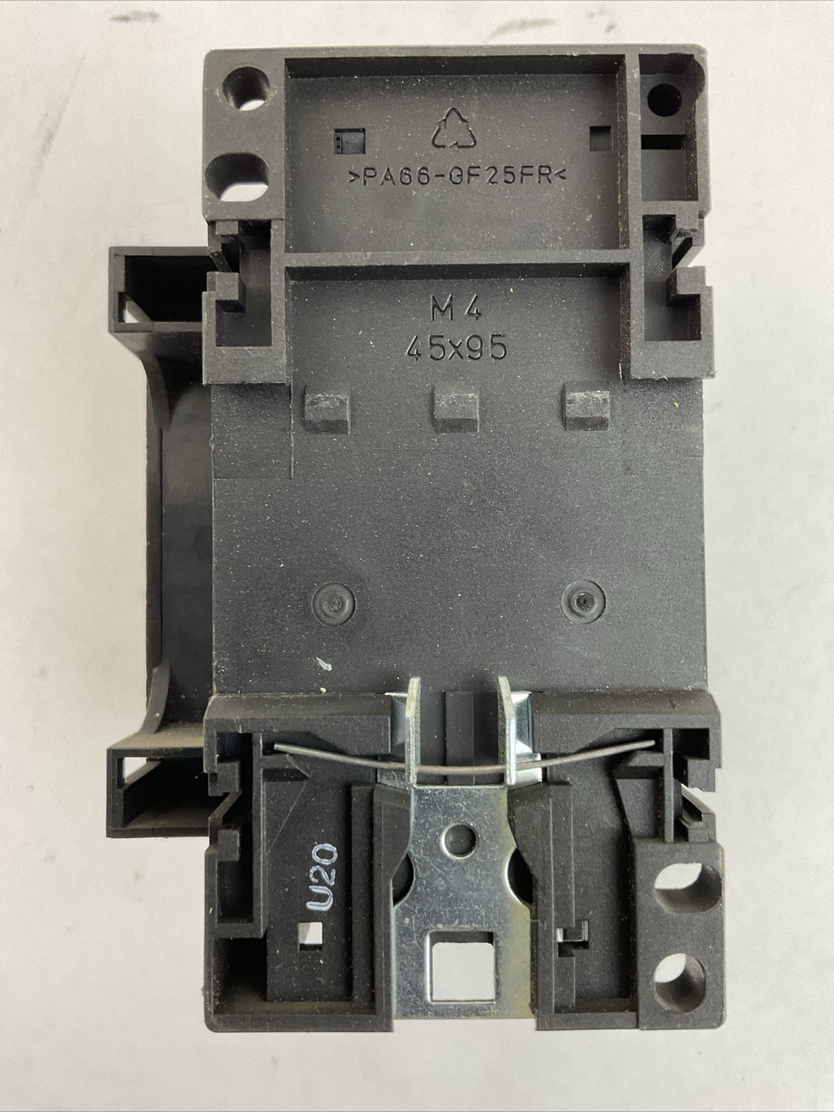 SIEMENS 3RT1336-1AC20 CONTACTOR 60A 60VAC 3PH 15HP COIL 24V 50/60HZ