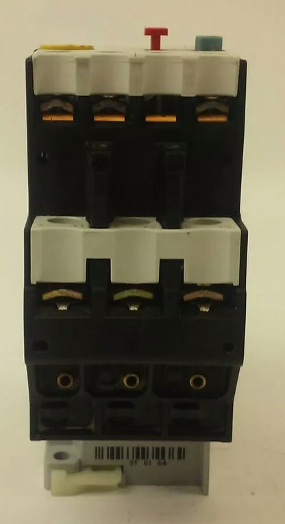 ALLEN BRADLEY 100-C09D*10 SER. A,CONTACTOR,3PH,600V,25A,24VDC COIL ,W/ 193-TAA60