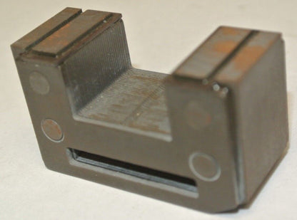 ALLEN-BRADLEY X-225320 YOKE ASSEMBLY / NEW SURPLUS