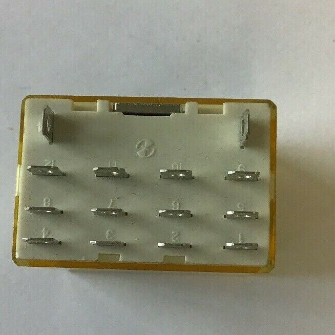 IDEC RH4B-UL RELAY - 120VAC***(LOTOF4)***