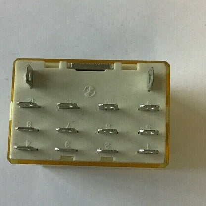 IDEC RH4B-UL RELAY - 120VAC***(LOTOF4)***