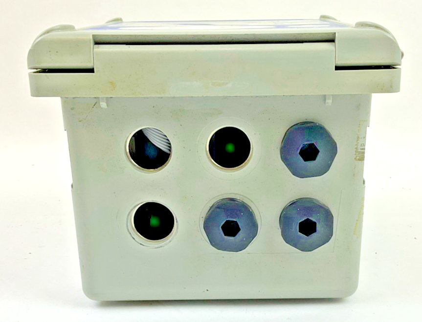 ROSEMOUNT 1056 DUAL INPUT ANALYZER  265VAC 63HZ 15W