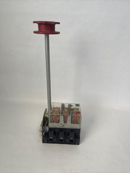 ALLEN BRADLEY 194RF-NJ060* DISCONNECT SWITCH SER A 600VAC 60A LPJ-60SP FUSES 60A