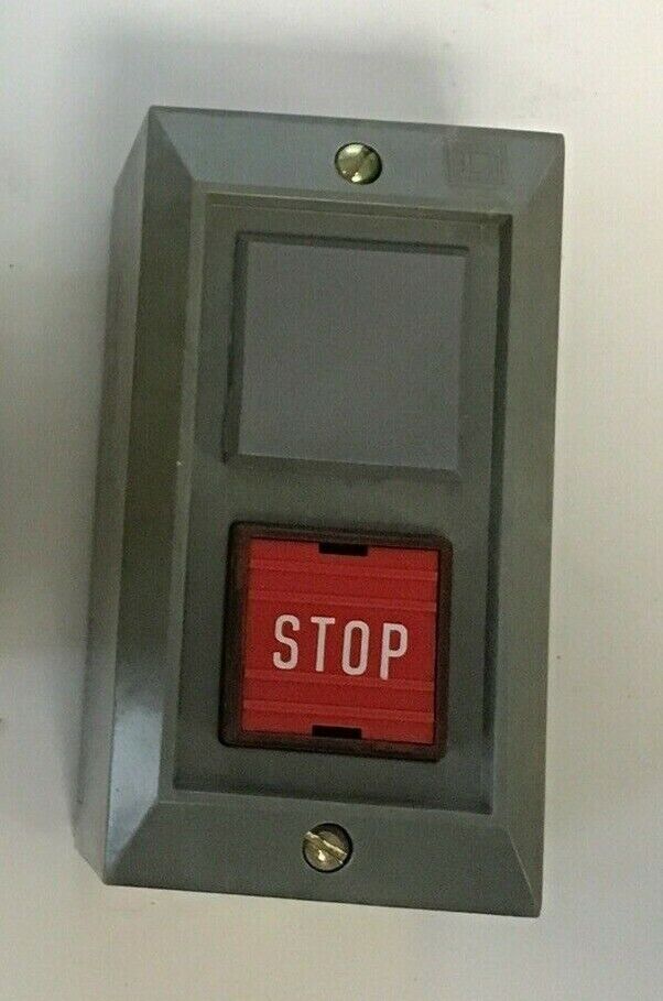 SQUARE D BG-102 PUSH BUTTON STATION SER. 6000VAC "STOP"