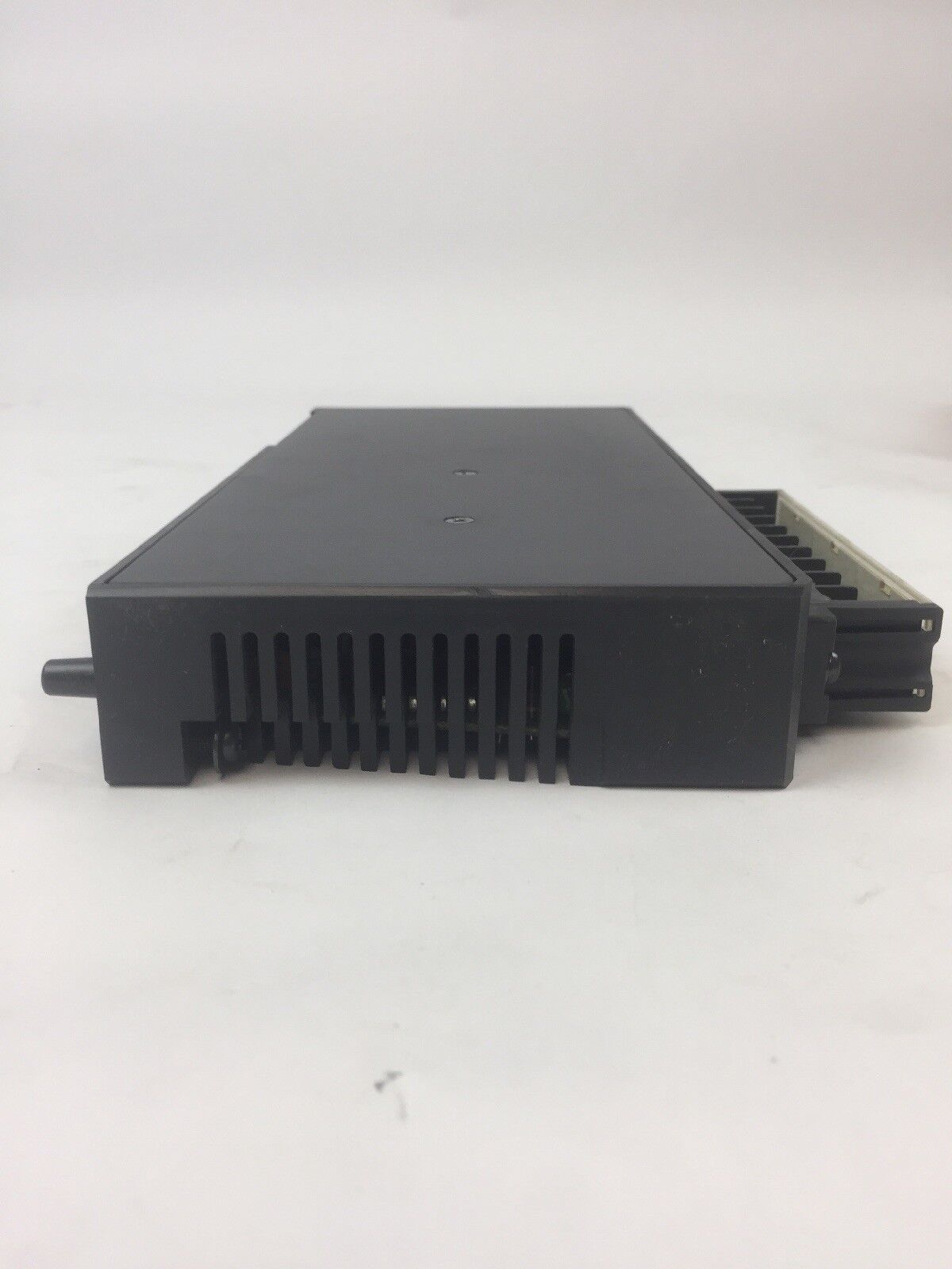 GE IC630MDL375A OUTPUT MODULE 115VAC OUTPUT MDL/16