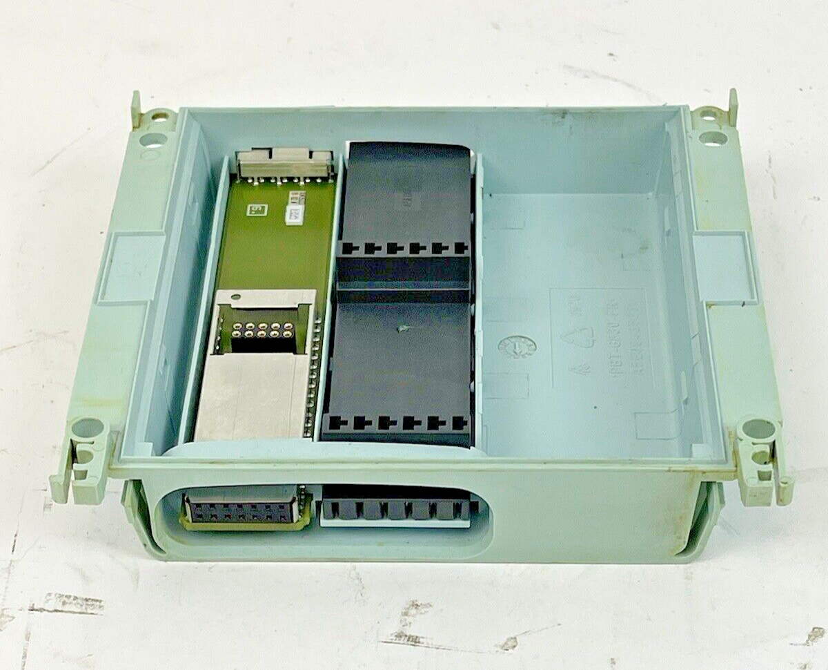 SIEMENS - A5E00435331 -SIMATIC DP ET200PRO SLOT RACK MOUNT - PBT-GF30-FR