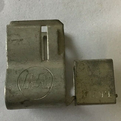 FUSE CLIP C12 WITH D1299 LUG   ****LOTOF9***