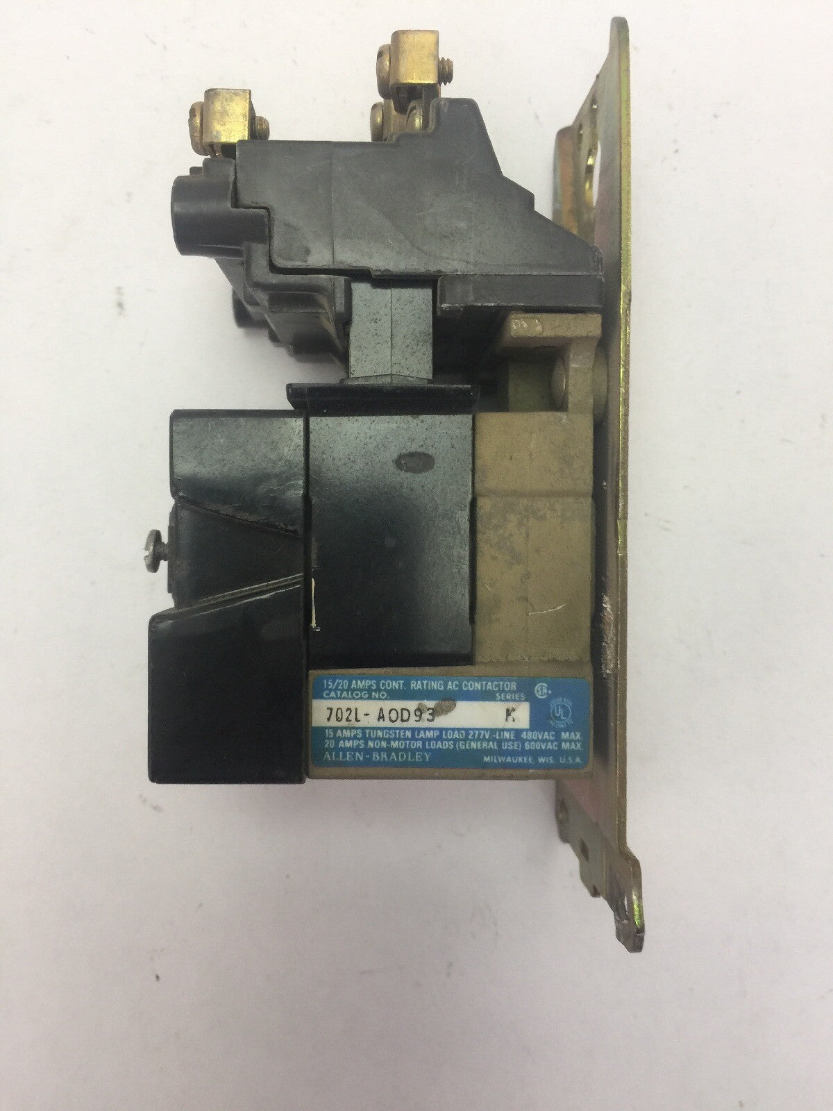 ALLEN BRADLEY 702L-AOD93 CONTACTOR 600VAC 20AMP SERIES K 70A86 COIL 120V 60HZ