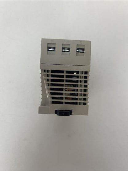 IDEC PS5R-A12 POWER SUPPLY INPUT 100-240VAC 0.17A OUTPUT 12VDC 0.6A