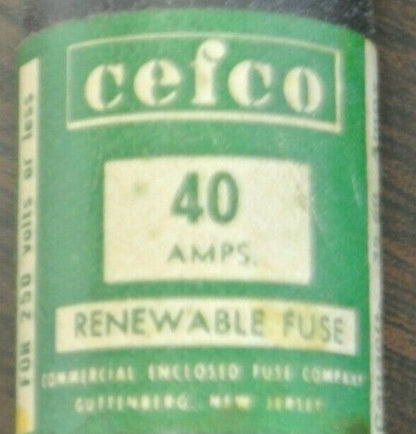 BOX of 10 CEFCO REN40 RENEWABLE FUSE / 40A / 250V / NEW SURPLUS  CAPACITY 35-60A