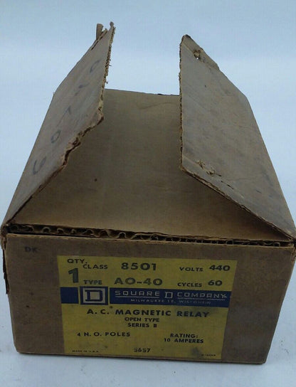 Square D, AC Magnetic Relay, Class 8501 Type AO-40 Series B, 440 volts, 10 Amp