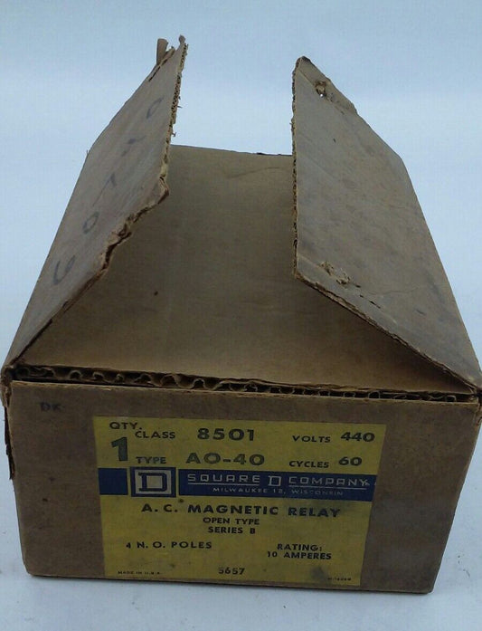 Square D, AC Magnetic Relay, Class 8501 Type AO-40 Series B, 440 volts, 10 Amp