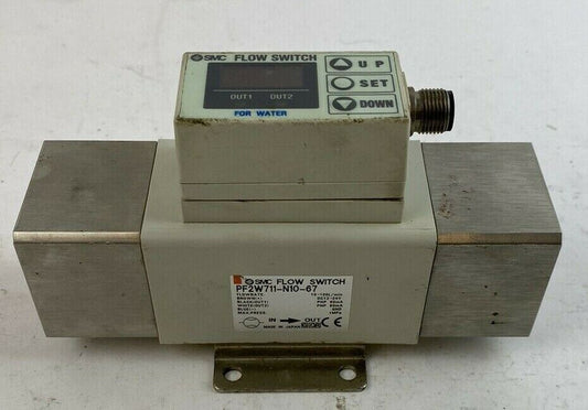 SMC PF2W711-N10-67 10-100L/min 24V Digital Flow Switch