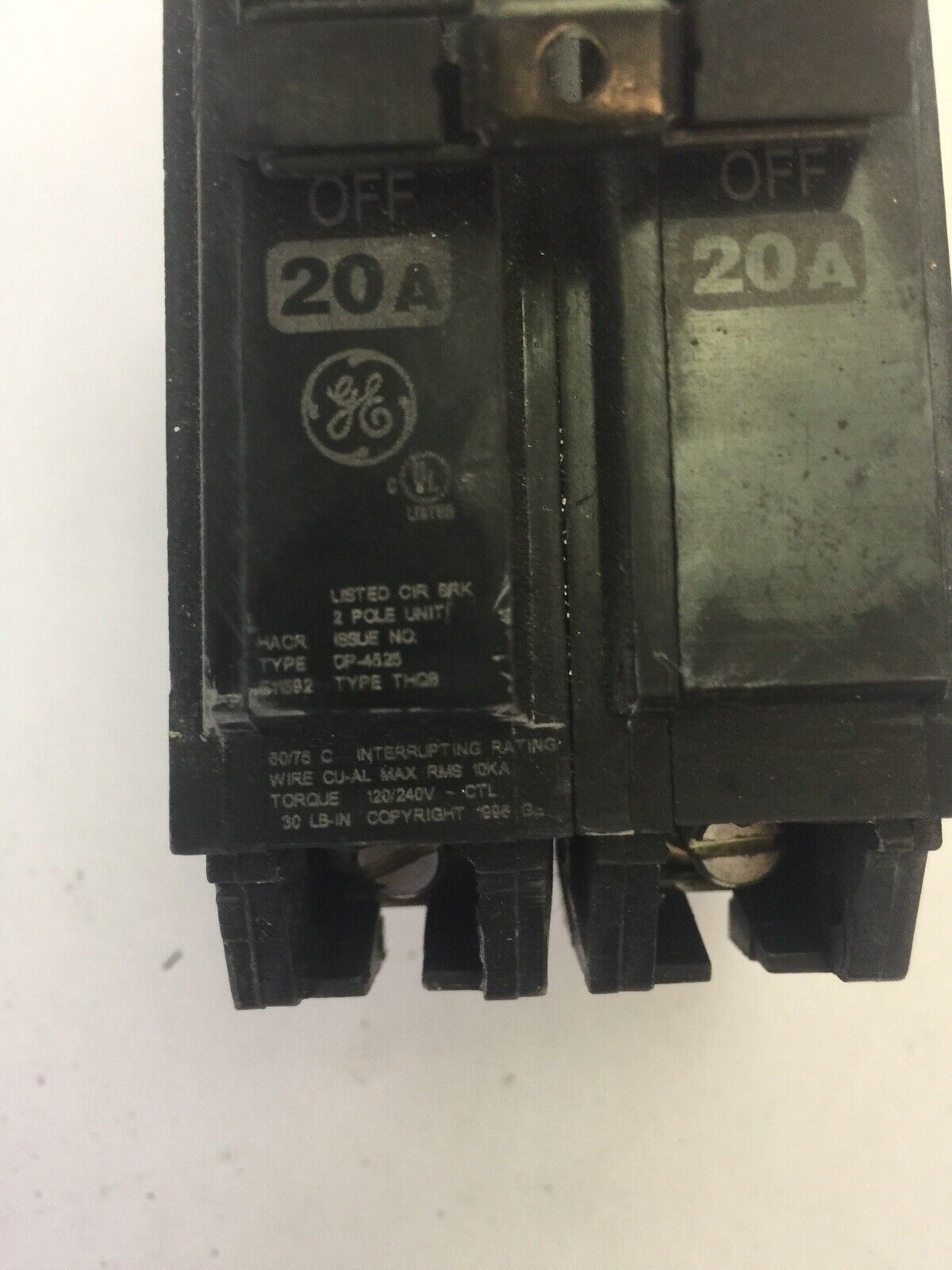 GE THQB2120 20 AMP 120/240 VAC 2 POLE BOLT ON CIRCUIT BREAKER