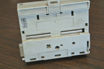 ALLEN-BRADLEY 1794-OB16 24V SOURCE OUTPUT MODULE / w/ 1794-TB2 BASE / TERM BLOCK