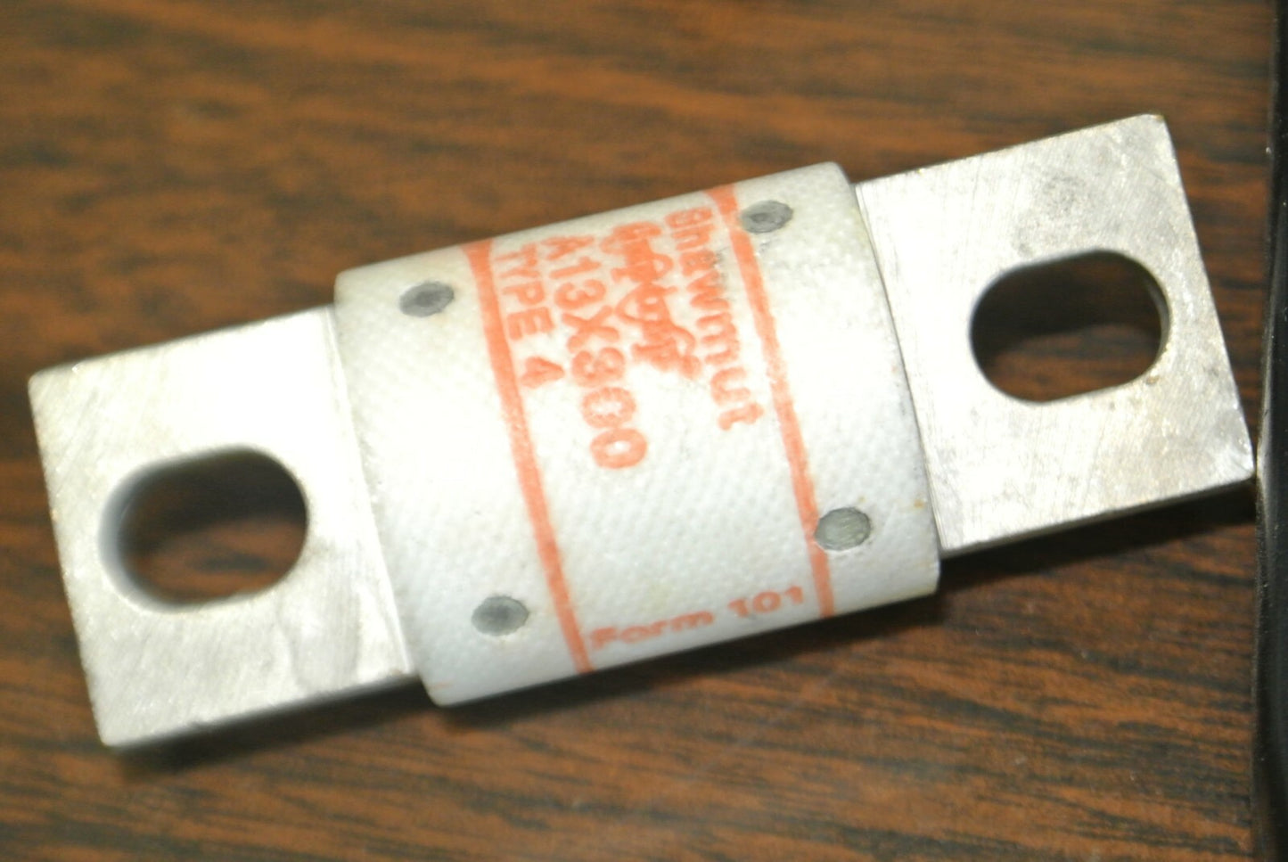 LOT of 7 / SHAWMUT A13X300 AMP-TRAP® FUSE / 300A / 130V / NEW SURPLUS