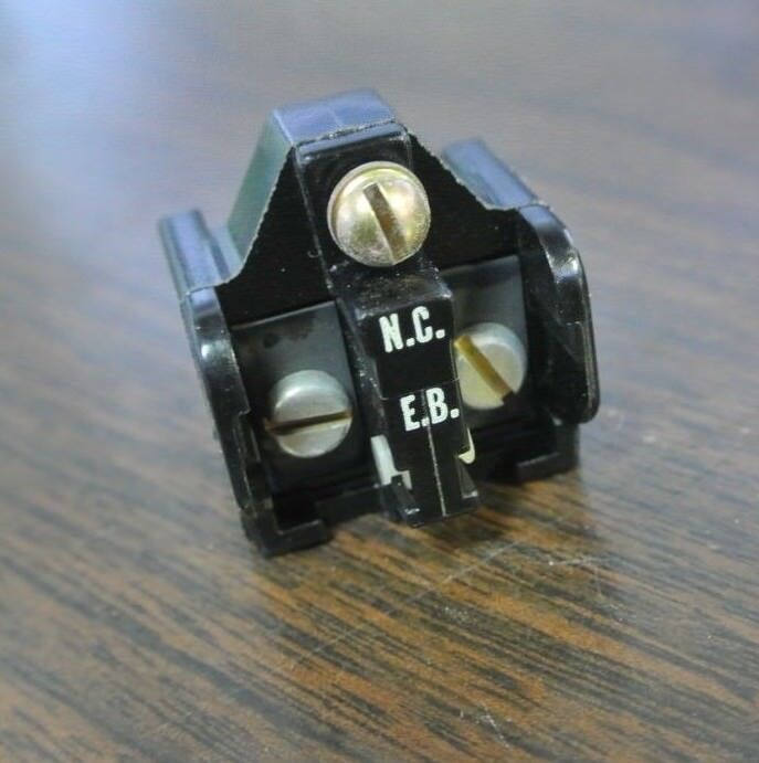 ALLEN-BRADLEY 1495-G4 - N.C. CONTACT, SIZE 4 - EARLY BREAK - NEW SURPLUS