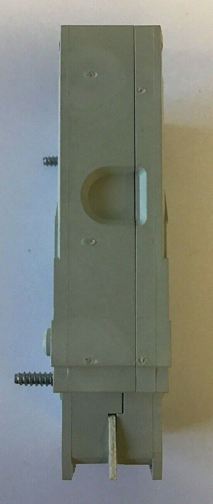 SIEMENS CQDA1 AUXILIARY SWITCH 250V 60HZ USE W/ CQD&CQD6 CIR. BREAKERS