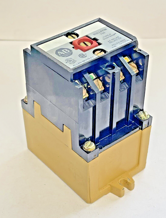 ALLEN BRADLEY - 700-P400A1 SER. A - AC RELAY - 10 A, 600 VAC, 120 V COIL