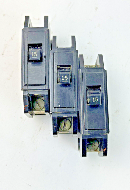 WESTINGHOUSE *LOT OF 3* - QC1015 - SNAP-IN CIRCUIT BREAKER - 1 POLE/15A/120 VAC