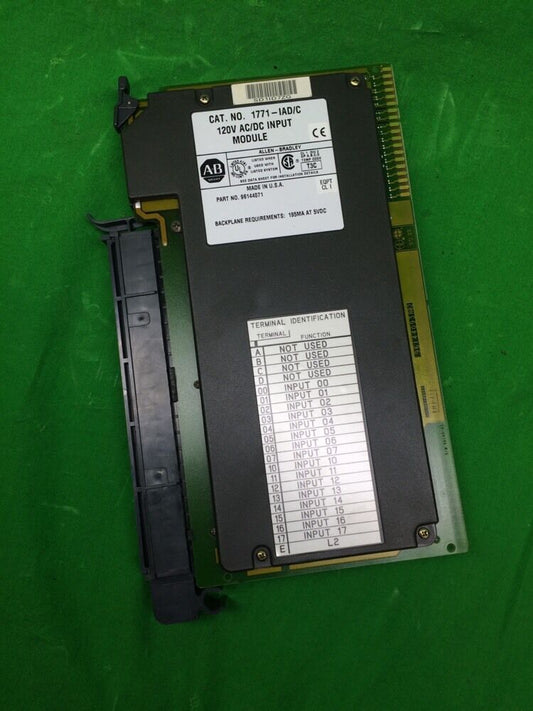 ALLEN BRADLEY 1771-IAD/C INPUT MODULE W/ 1771-WH WIRING HARNESS
