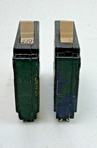 CUTLER-HAMMER **LOT OF 2** - CH120SWD - CIRCUIT BREAKERS - 1 POLE, 20 A, 240 VAC