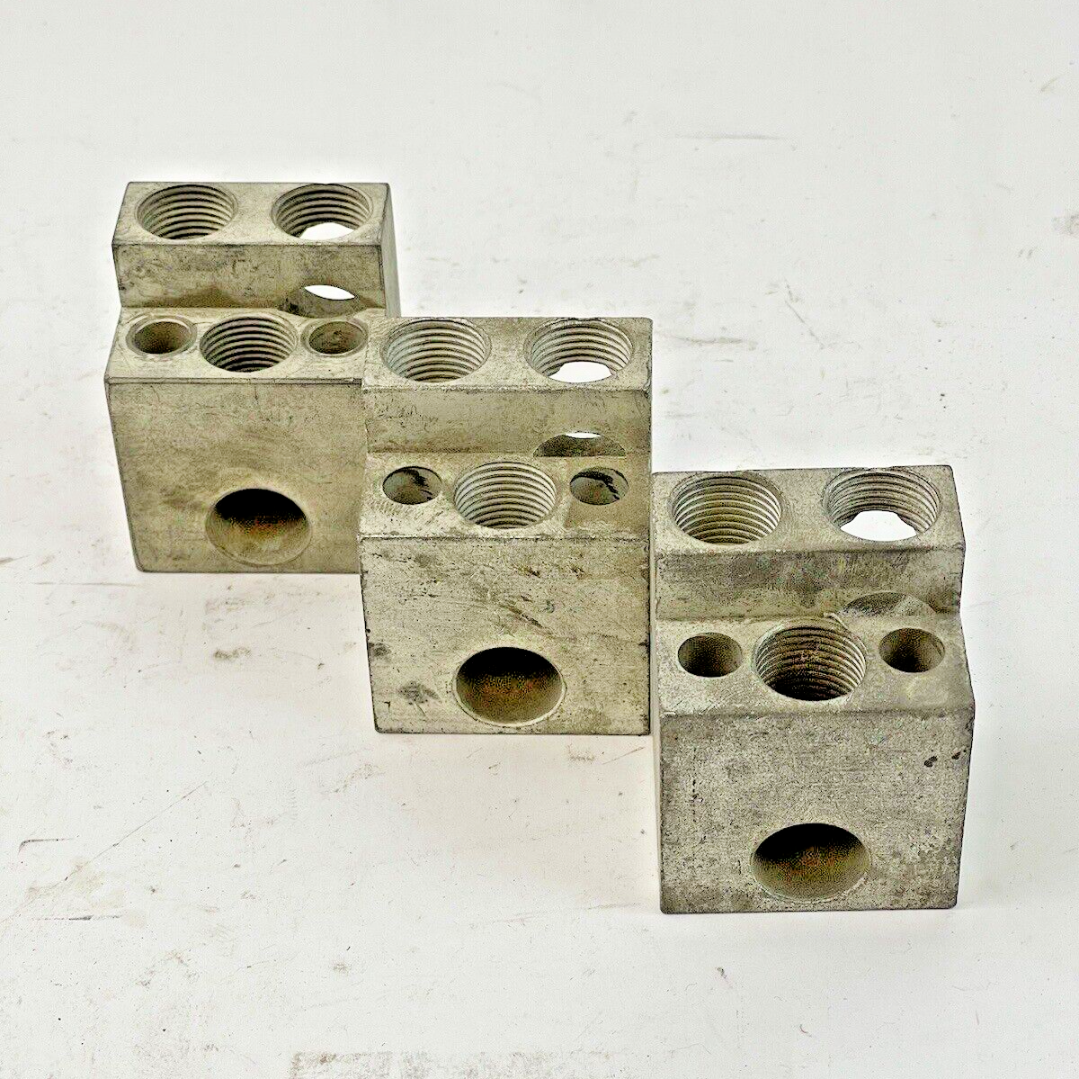 ITE / SIEMENS *LOT OF 3* - TA3-K400 - BREAKER TERMINAL LUG  - CU-AL, 400 MCM