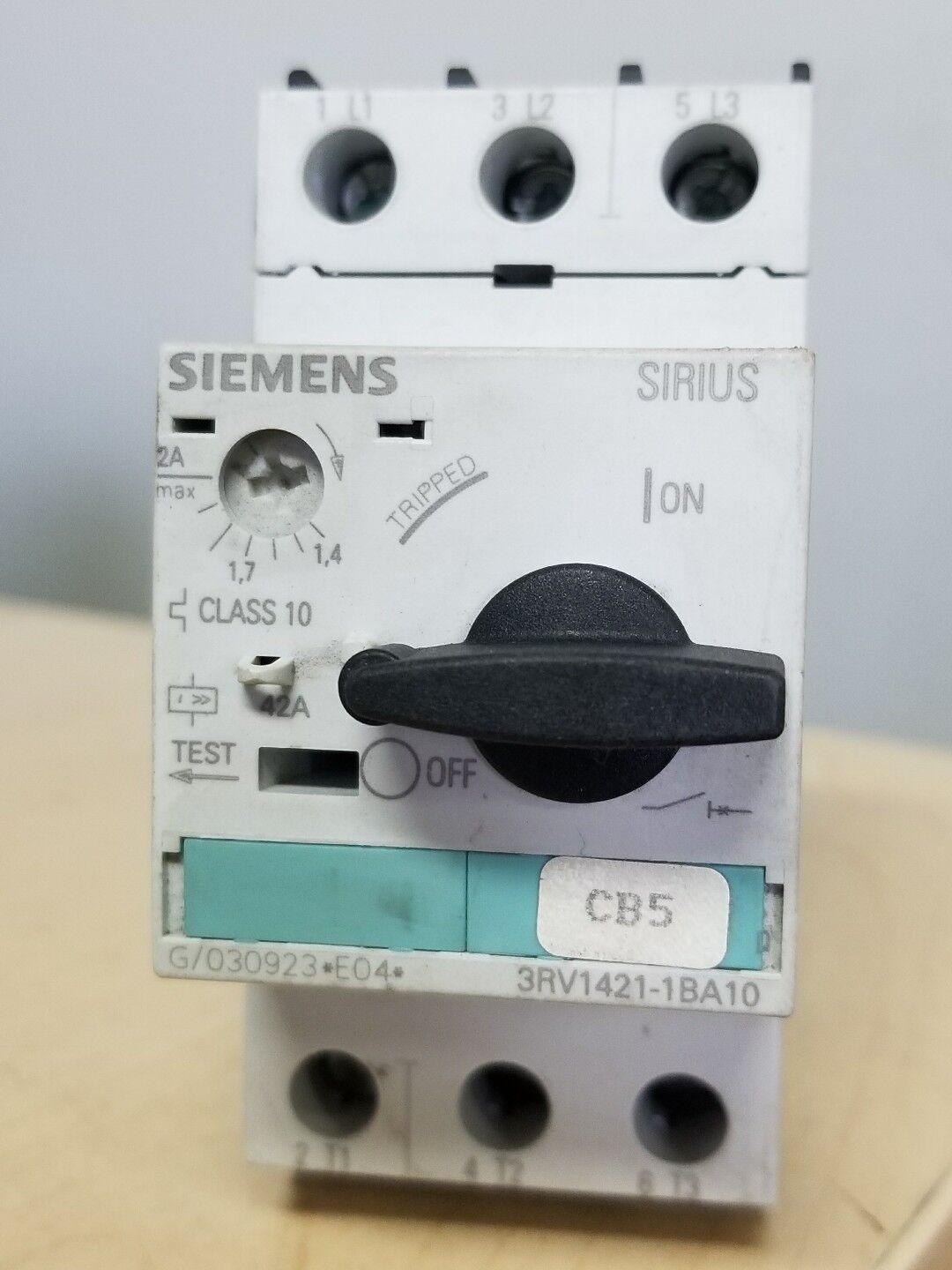 SIEMENS 3RV1421-1BA10 CIRCUIT BREAKER