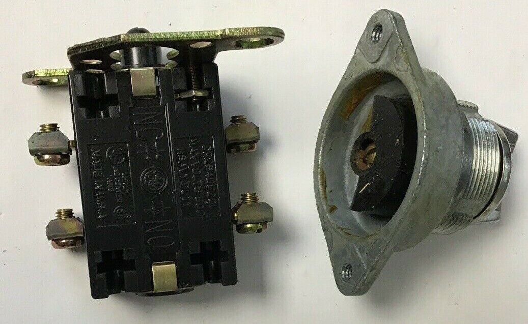 GENERAL ELECTRIC CR2940UB202J SELECTOR SWITCH