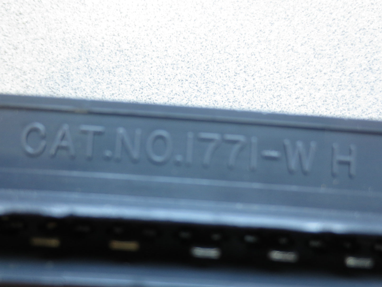 ALLEN-BRADLEY 1771-WH TERMINAL STRIP / SWING ARM for PLC - LOT of 6